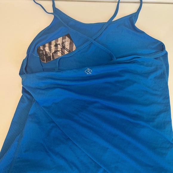 Runin Rabbit Criss Cross Tank - Picture 2 of 3